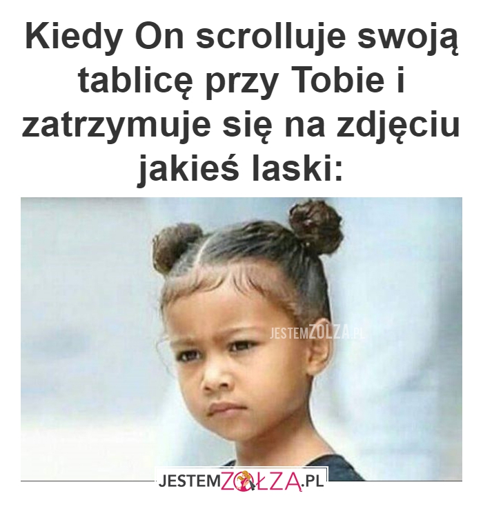 Kiedy On scrolluje swoją 